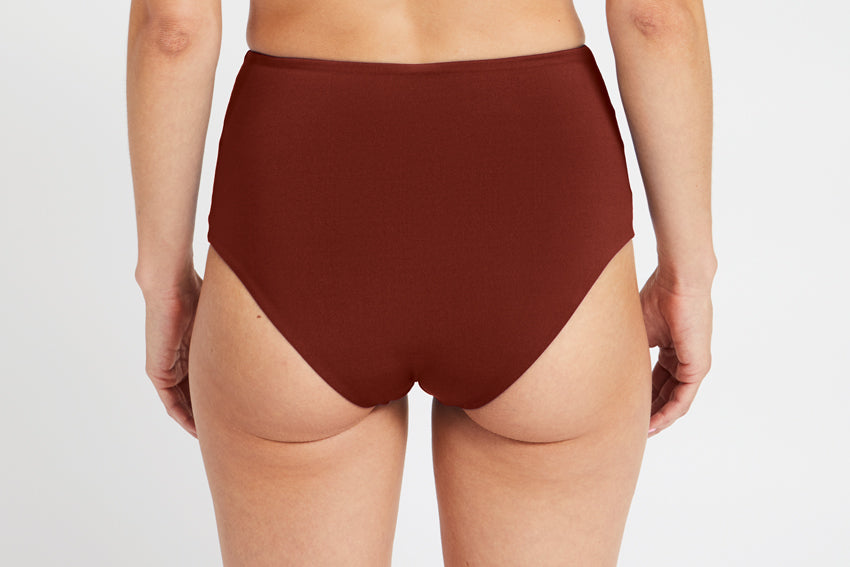 Bottom – low leg, fired brick – Back