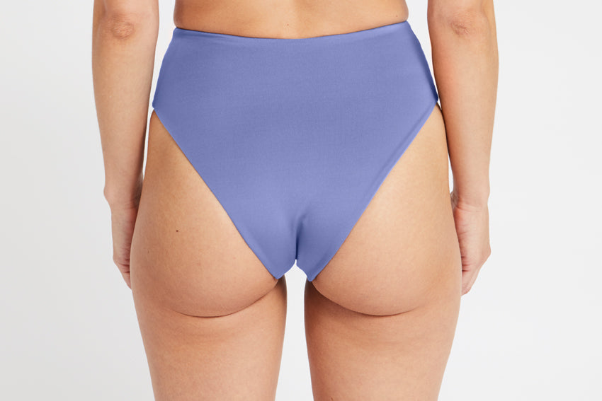 Bottom – medium leg, blue – Back