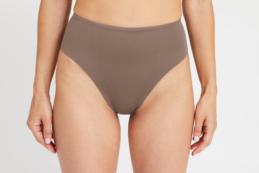 Bottom – medium leg, brown – Front