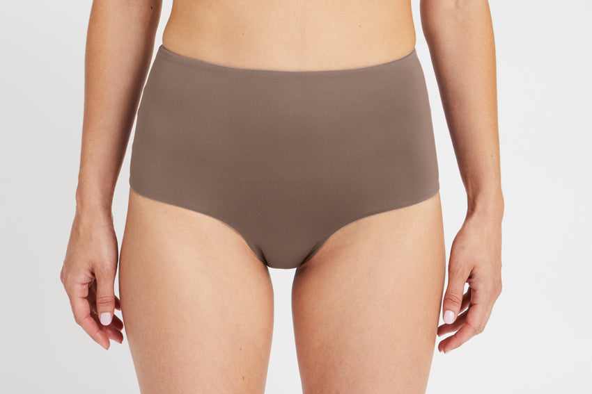 Bottom – low leg, brown – Front